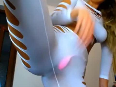 Hot blonde milf babe squirts in super sexy white outfit on webcam
